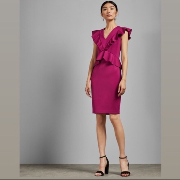 New TED BAKER Alair Pink V Neck Ruffle Collar
Dress - Picture 13 of 16